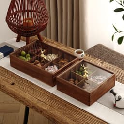 Khay Đựng Bánh Kẹo Mứt Tết 2027 Gỗ Melamine 4/6 Ngăn, Nắp Mica Trong Suốt, Núm Hươu Vàng Sang Trọng 7