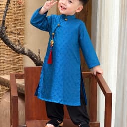 Áo dài bé trai 2 màu đỏ xanh + vải lụa cao cấp mềm mại - đứng dáng - nam tính cho bé mặc lễ tết - tặng kèm charm 5