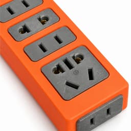 Ổ Điện Đa Năng 8 lỗ Cắm 2 Chấu KD8 3