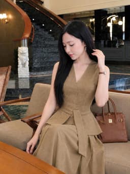 Set váy dài thiết kế chất Tuyết Mưa áo kiểu cổ V sát tay kèm dây cột eo phối chân váy dáng dài thanh lịch 6