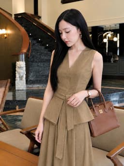 Set váy dài thiết kế chất Tuyết Mưa áo kiểu cổ V sát tay kèm dây cột eo phối chân váy dáng dài thanh lịch 5