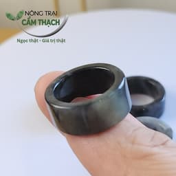 [Nông Trại Cẩm Thạch] Nhẫn Ngọc Cẩm Thạch Phỉ Thúy Bản Vuông Màu Gà Đen Tự Nhiên Type A Kèm kiểm định 5