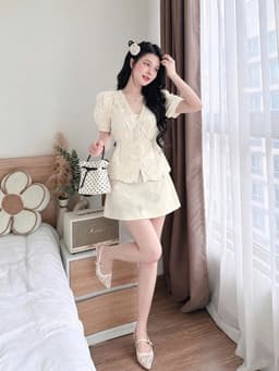 Set váy ngắn nàng thơ Hottrend áo cổ V chất Ren Hoa tay ngắn phối dây nơ mix chân váy chữ A có lót 2