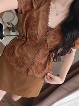 Set váy ngắn nàng thơ Hottrend áo cổ V chất Ren Hoa tay ngắn phối dây nơ mix chân váy chữ A có lót 6