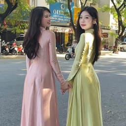 Áo dài Hà Vy, dáng chiết eo truyền thống  lụa titan tráng gương cao cấp- Áo Dài Nguyệt An 5