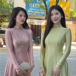 Áo dài Hà Vy, dáng chiết eo truyền thống  lụa titan tráng gương cao cấp- Áo Dài Nguyệt An 4