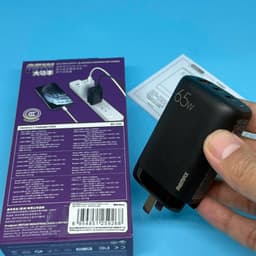Cốc/ Củ sạc nhanh 65W GaN Remax RP-U55 và 45W Wekome WP-U103/ 30W Pisen TS-C195/ 67W U2-AC67W 5