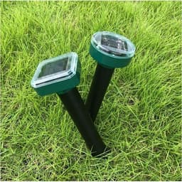 Máy Đuổi Chuột Năng Lượng Mặt Trời và Máy đuổi côn trùng bằng sóng siêu âm Pest Reject/ Sonic MT610E 4