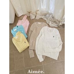 𝟏𝟒𝐚𝐦.𝐬𝐭𝐮𝐝𝐢𝐨 | Áo Len Nữ Cổ V Dệt Kim Vặn Thừng Thêu Logo Ngực Phong Cách Hàn Quốc Thanh Lịch Thu Đông 7