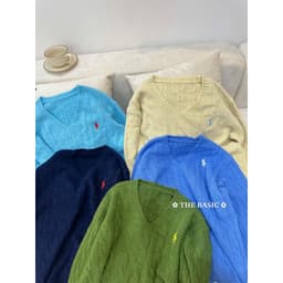 𝟏𝟒𝐚𝐦.𝐬𝐭𝐮𝐝𝐢𝐨 | Áo Len Cổ Tim Cổ V Dệt Vặn Thừng Dài Tay Thêu Logo Ngựa Dáng Suông Hàn Quốc 6