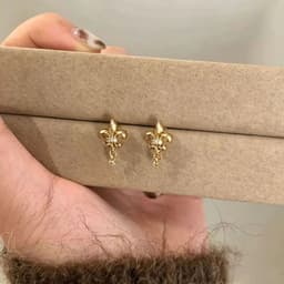 B30 Đôi Bông Tai Fleur-de-lis hoa huệ tây Đính Đá phong cách cổ điển châu Âu 2