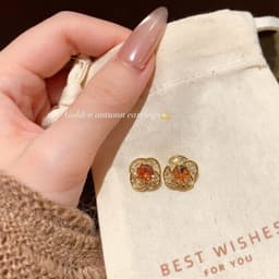 B60 Bông tai gam màu ấm hình hoa cam đính đá sang trọng phù hợp phối đồ Thu Đông 4