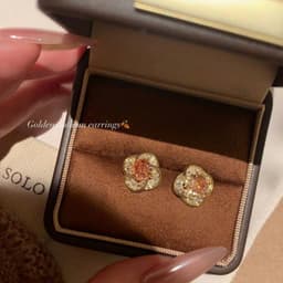 B60 Bông tai gam màu ấm hình hoa cam đính đá sang trọng phù hợp phối đồ Thu Đông 2