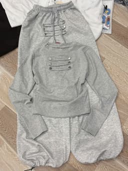 Set công sở thời trang nữ Hottrend 2027 áo Thun croptop tay dài phối nút hoàng gia mix quần dài ống rộng_MK 7