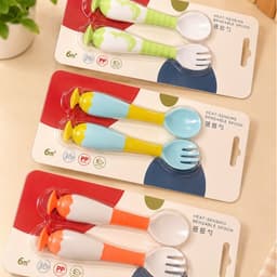 Bộ Thìa Dĩa Tập Xúc Cho Bé Ăn Dặm Tay Cầm Có Thể Uốn Cong Kèm Hộp, Họa Tiết Cá Heo - Brizkids 2