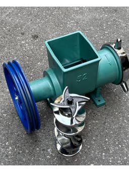 CỐI ĐÙN 52 Năng suất vượt trội – Xay thịt, xay xương, xay cá – Đa năng, bền bỉ, dễ sử dụng 4