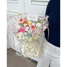 HỎA TỐC - Hoa sáp bó tròn hoa ngũ sắc trẻ trung, tươi mát dành cho những cô nàng ngây thơ, hồn nhiên 2
