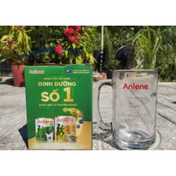 LY THỦY TINH CÓ VẠCH CHIA, TAY CẦM TIỆN LỢI 1