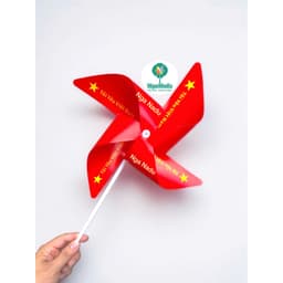 DÂY Chong chóng CỜ ĐỎ SAO VÀNG,TÔI YÊU VIỆT NAM cầm tay hay treo trang trí trường học,khai giảng 2/9,quán cà phê,trà sữa 7