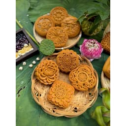 👉 Bánh Trung Thu Truyền Thống 150g – Hương Vị Đoàn Viên, Quà Tặng Ý Nghĩa Mùa Trăng 7