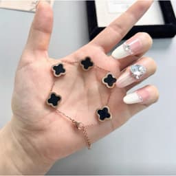 [Sẵn Ocean Charm] Vòng Tay Titan Cỏ Bốn Lá - Phụ Kiện Trang Sức Vòng Tay & Lắc Tay Thời Trang 4
