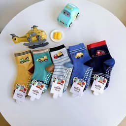 Set 10 Đôi Tất Ô Tô Cổ Cao Chống Trơn Siêu Ấm Dành Cho Bé Trai Te110 LILIRIA 8