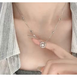 Vòng Cổ Dây Chuyền Titan Mặt Tròn Cách Điệu Thanh Lịch - Quà Tặng Vibe Ocean Charm, Phong Cách Hàn Quốc 4