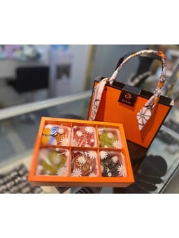 Hộp BÁNH TRUNG THU HOT NHẤT 2025 (Không bánh) set 6 bánh mini mẫu hộp cao cấp màu cam – kèm khăn vải cột đẹp mắt 2