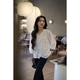 [ẨN] Áo Sơ Mi Nữ GENVIET JEANS Vải Zen Cotton Họa Tiết Hoa Tinh Tế Nhẹ Nhàng 9054 3