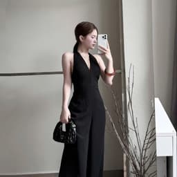 Jump đen cổ yếm dáng dài hở lưng ống rộng vải cao cấp dự tiệc công sở Xukadress 3