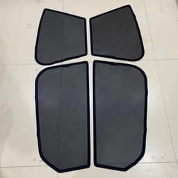 Rèm chắn nắng nam châm xe VF6 có kèm chân cài 4