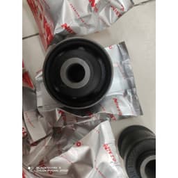 Cao su càng a to, nhỏ Xpander hàng Thái Lan giá bán 1 cặp 4