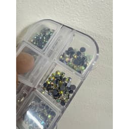 Đá Chân Lưới 6 Ô Vuông Hàng Đẹp Siêu Sáng Trong Suốt Dành Cho Sản Phẩm Nail Art 6