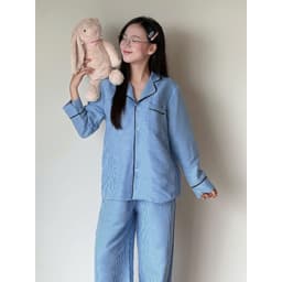 MB-SET-013 Maybee.Homedress Bộ Ngủ Kẻ Sọc Dài Tay Viền Đen – Chất Vải Mềm Mịn, Thanh Lịch, Thoải Mái 7