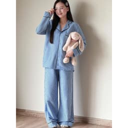 MB-SET-013 Maybee.Homedress Bộ Ngủ Kẻ Sọc Dài Tay Viền Đen – Chất Vải Mềm Mịn, Thanh Lịch, Thoải Mái 5
