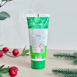 Sữa Rửa Mặt Chiết Xuất Rau Má HOO24H Làm Sạch Da, Giảm Bã Nhờn, Ngừa Mụn, Ngừa Lão Hoá 170ml 3