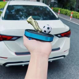 Nước hoa xe ô tô chiếc giày vàng quả bóng xoay chạy năng lượng mặt trời thiết kế thể thao cao cấp 3