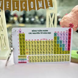 Móc khóa bảng tuần hoàn hóa học- Bảng tuần hoàn các nguyên tố hoá học theo chương trình mới có bán sỉ, móc khóa toán Học 2
