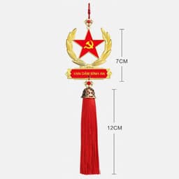 Khánh cờ Đảng treo gương chiếu hậu ô tô mang đến bình an may mắn 9