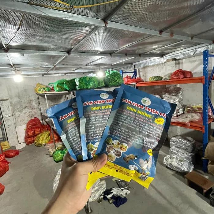 Combo 5 Gói Cám Dinh Dưỡng New Thiện Còi Dành Cho Chim Cảnh Gói 200Gr Tặng Xúc Cám nhựa