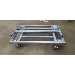 Xe kéo hàng 4 bánh cao su có tay kéo rút gấp gọn .linh hoạt trong công việc. 1