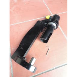 Vam ép càng rotuyn xe tải dùng bơm thủy lực, phù hợp cứu hộ lưu động và sửa chữa tại garage 5