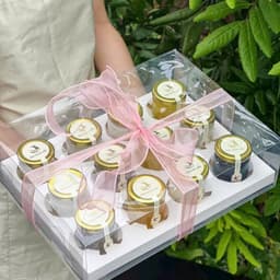 [ Set 5 ] Hộp Cupcake nhiều lỗ đựng Bánh, Hũ Yến. (Không kèm dây Ruy Băng). 5