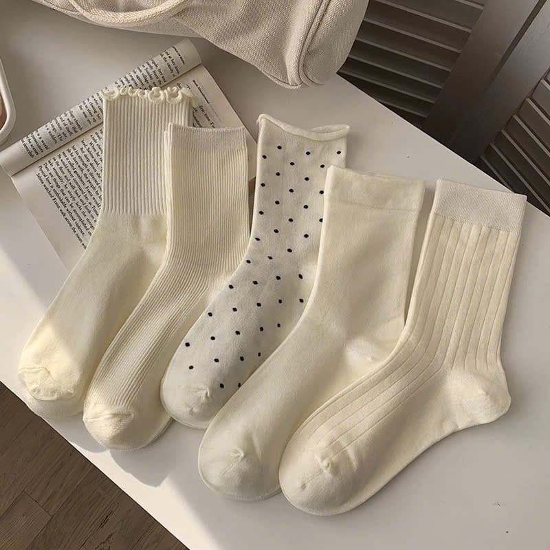 Set 5 Đôi Tất Cao Cổ Nữ Họa Tiết Chấm Bi Phong Cách Dễ Thương Tn16
