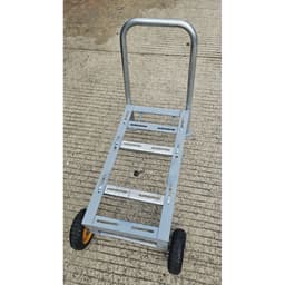 Chân đế lắp máy rửa xe có bánh xe v4 1
