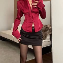 Xukadress_set 3 món: sơmi lụa đỏ, chân váy, dây cổ, set sang chảnh, set đồ cá tính 3