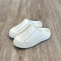 Giày Sục Nhựa Trẻ Em Êm Nhẹ Chống Trượt – Giày Cho Bé Trai Bé Gái Đi Học, Đi Chơi, Đi Biển.SC3 4