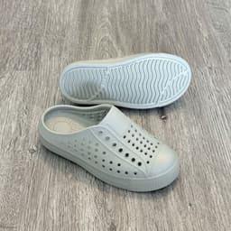 Giày Sục Nhựa Trẻ Em Êm Nhẹ Chống Trượt – Giày Cho Bé Trai Bé Gái Đi Học, Đi Chơi, Đi Biển.SC3 5