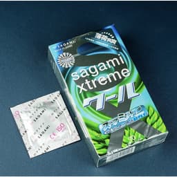 Bao cao su Sagami Xtreme Spearmint, hương bạc hà mát lạnh, kéo dài thời gian, Hộp 10 cái 9