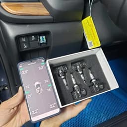 Cảm biến áp suất lốp iCar C397 gắn lỗ chờ xe Honda và Subaru - LuxuryCars 8